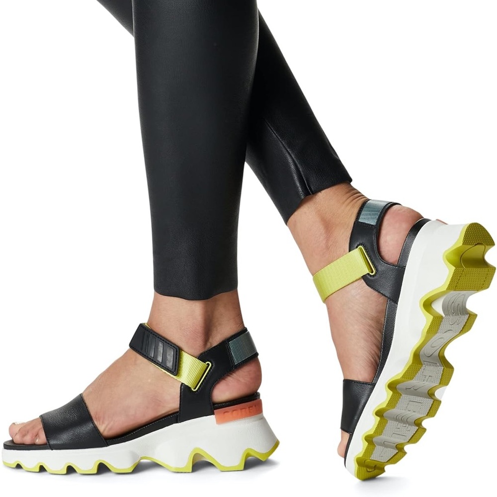 Sorel Kinetic Impact Y-Strap High Wedge Sandals Women's Sz 9.5 Green & Black